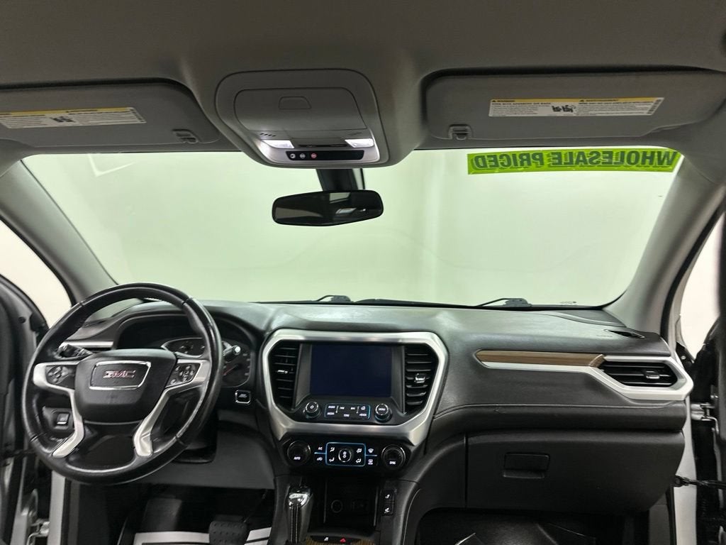 2017 GMC Acadia SLE