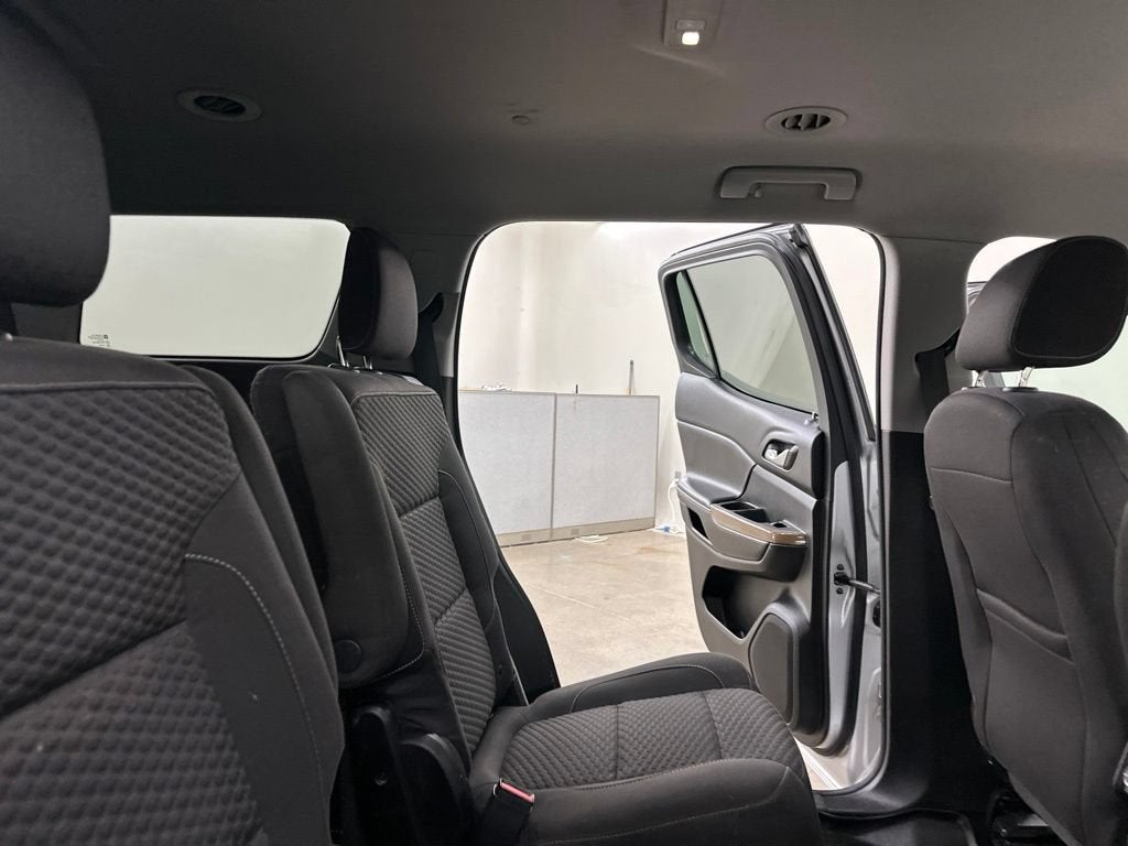 2017 GMC Acadia SLE