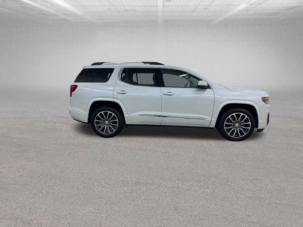 2022 GMC Acadia Denali