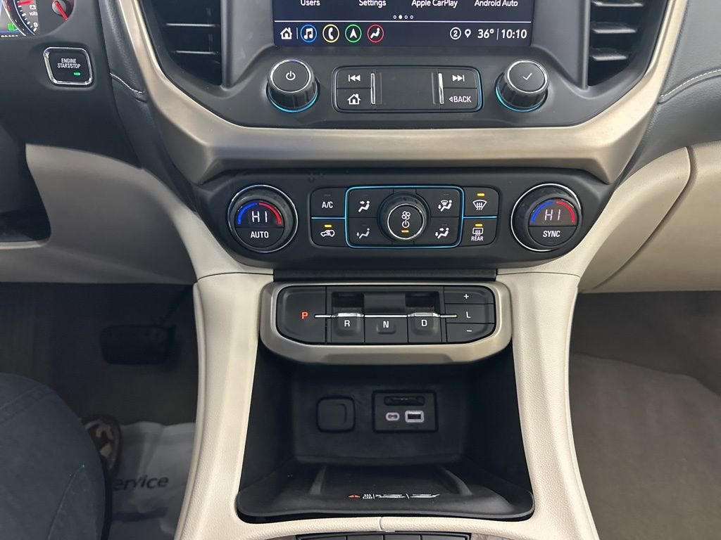 2022 GMC Acadia Denali