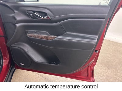 2020 GMC Acadia Denali