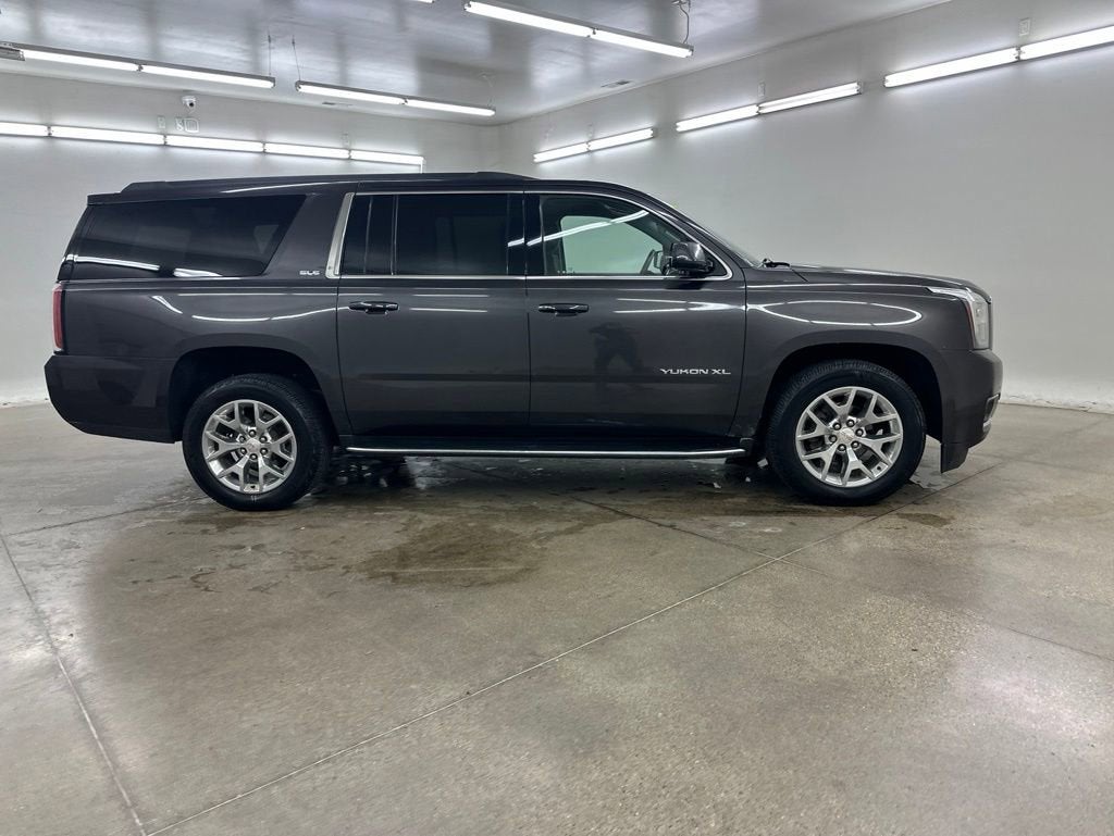2017 GMC Yukon XL SLE