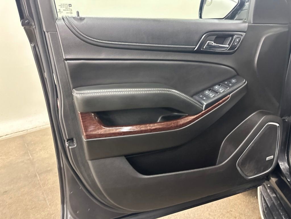 2017 GMC Yukon XL SLE