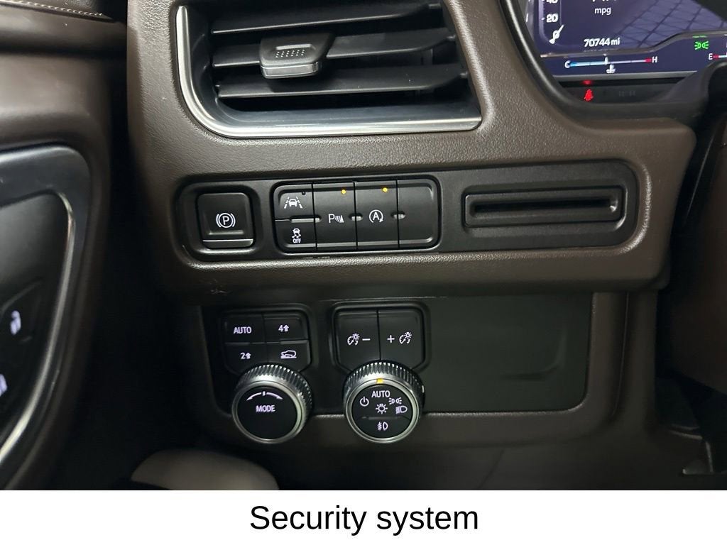 2023 GMC Yukon XL SLT