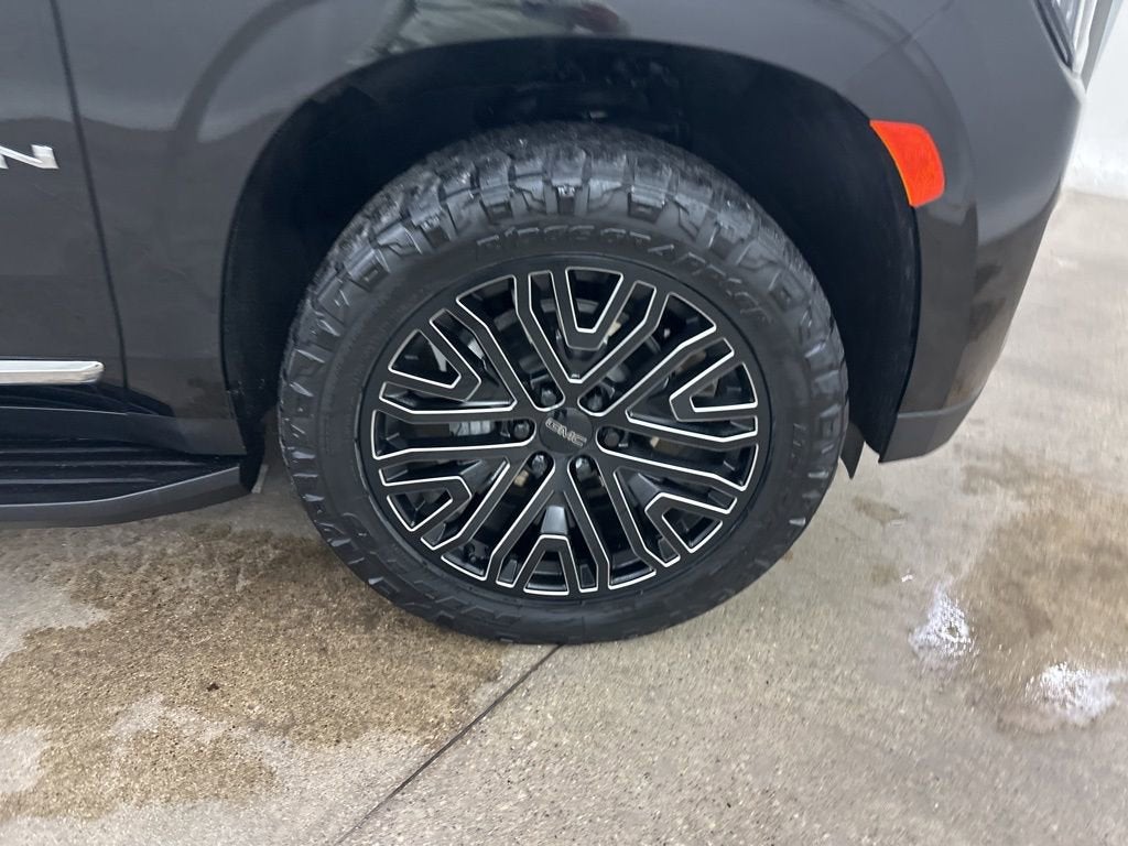 2024 GMC Yukon XL SLT