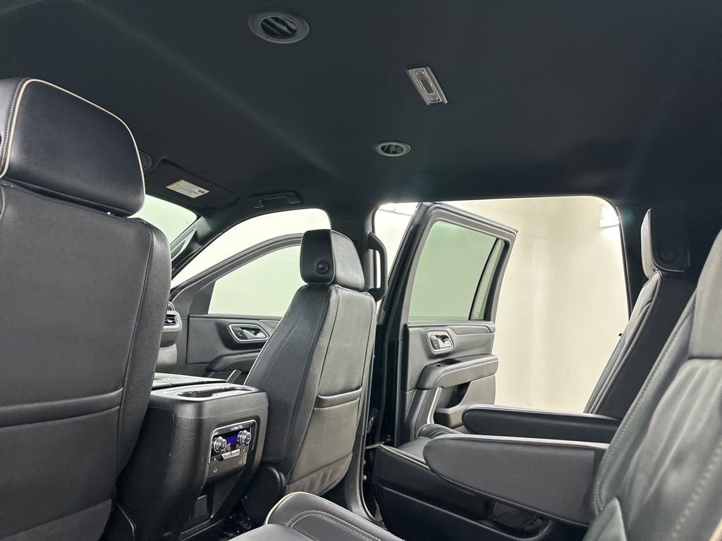 2024 GMC Yukon XL SLT