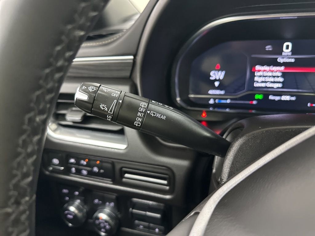 2024 GMC Yukon XL SLT