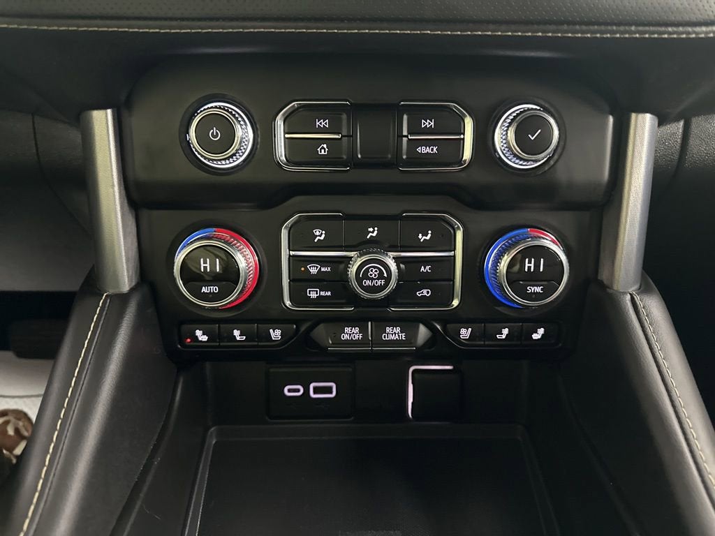 2024 GMC Yukon XL SLT