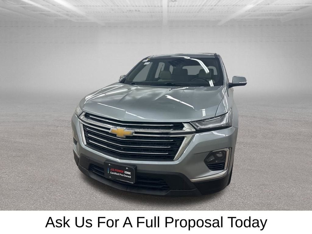 2023 Chevrolet Traverse LT Leather