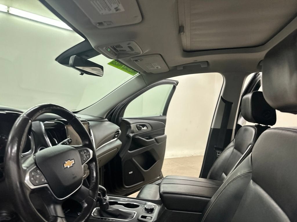 2021 Chevrolet Traverse Premier