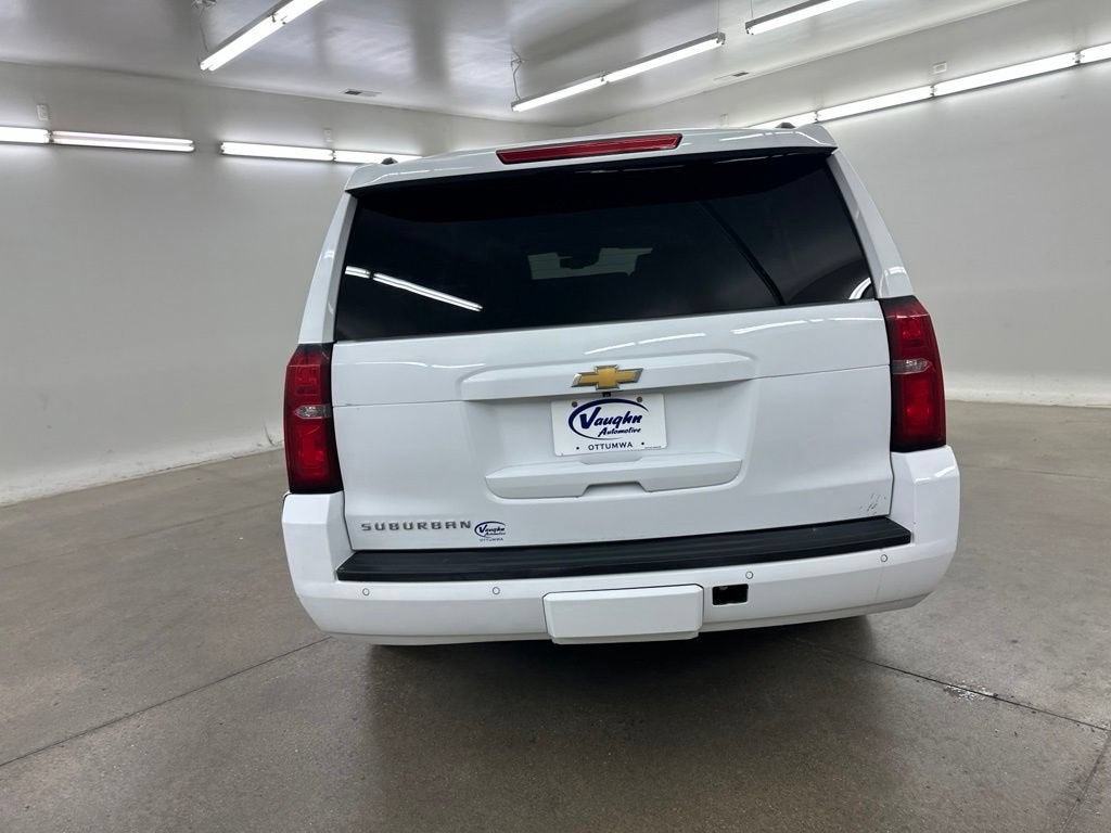 2017 Chevrolet Suburban LT