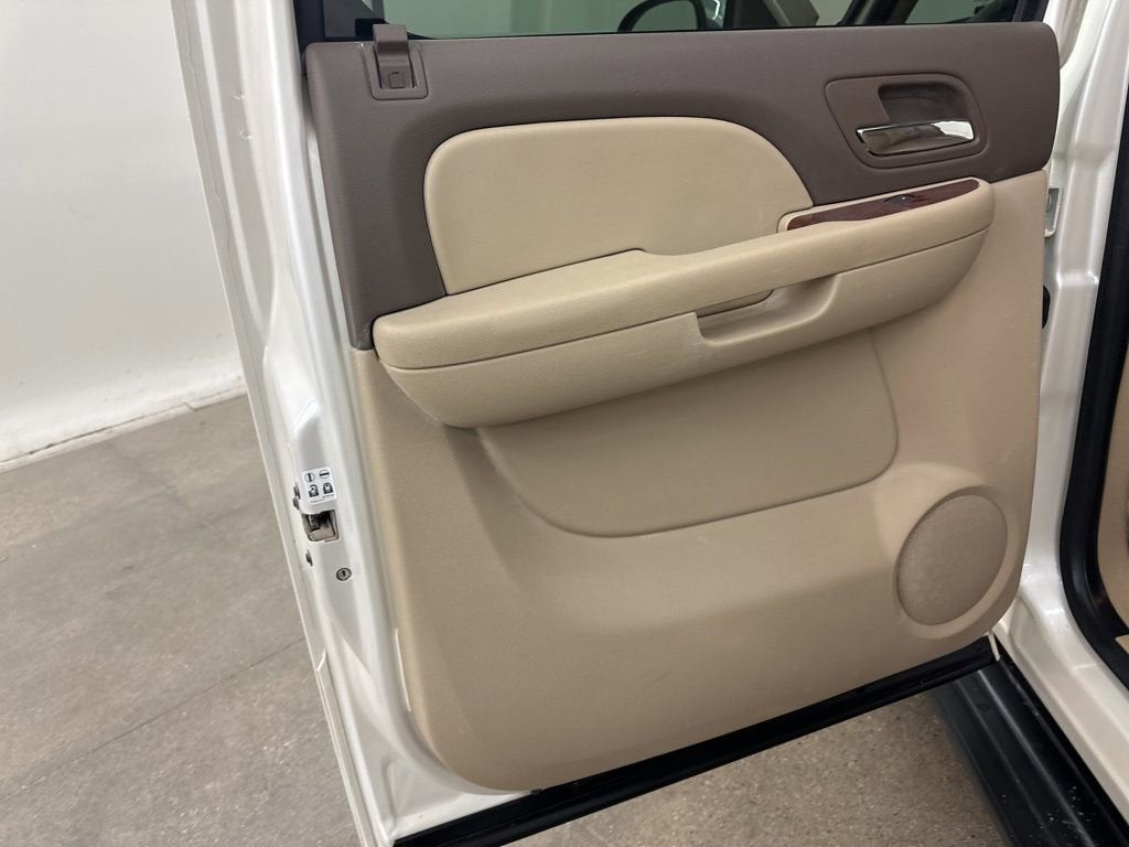 2014 Chevrolet Suburban LTZ