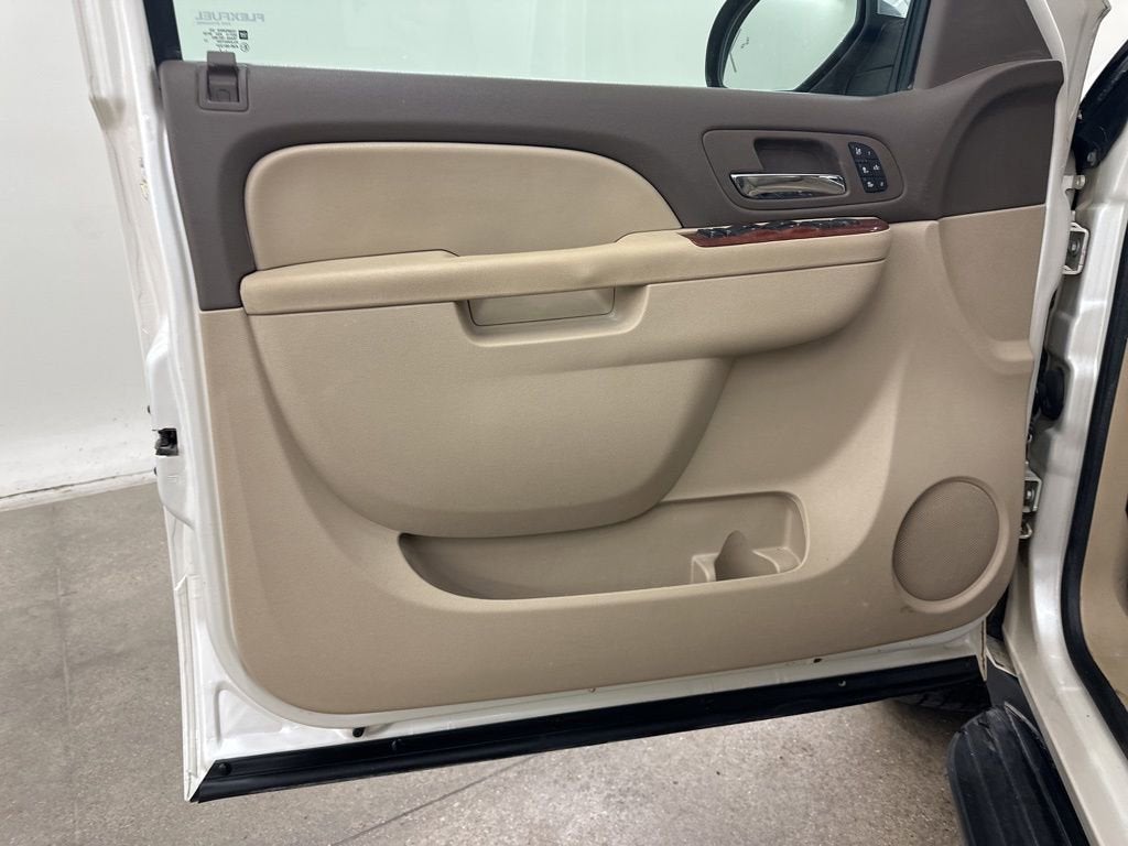 2014 Chevrolet Suburban LTZ