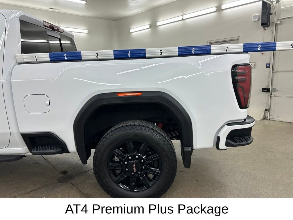 2025 GMC Sierra 2500 HD AT4
