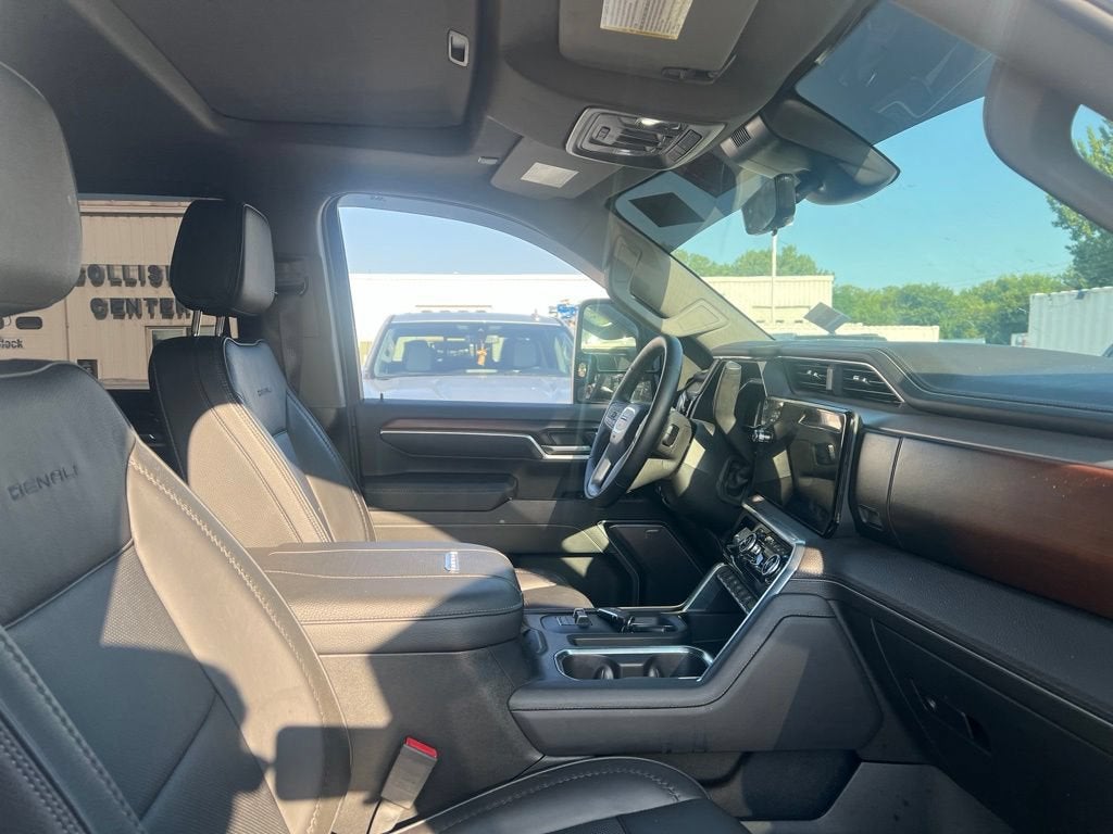 2025 GMC Sierra 2500 HD Denali