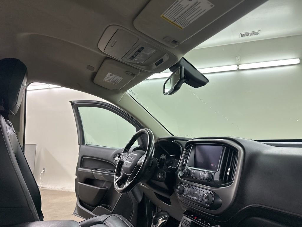 2022 GMC Canyon AT4 - Leather