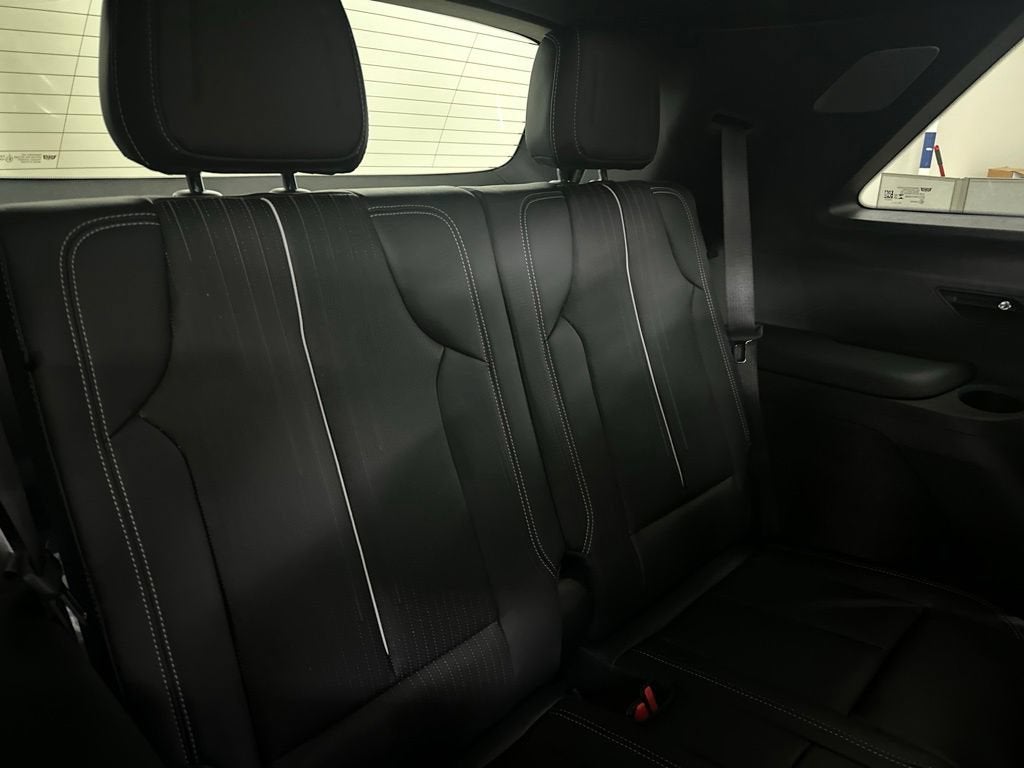 2027 Cadillac VISTIQ Luxury