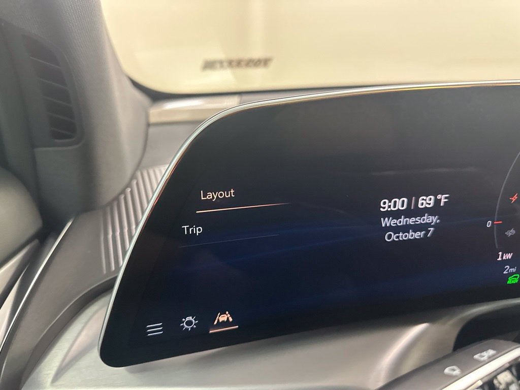2027 Cadillac VISTIQ Sport