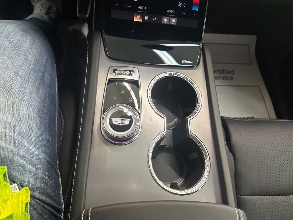 2027 Cadillac VISTIQ Sport