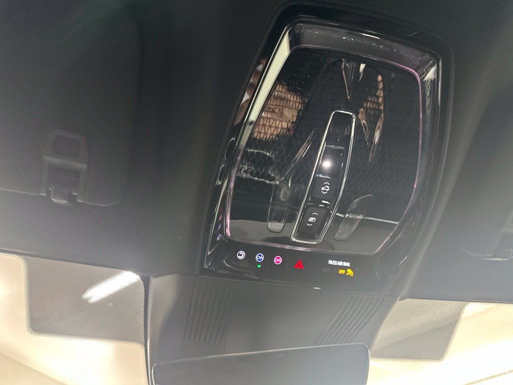 2027 Cadillac VISTIQ Sport