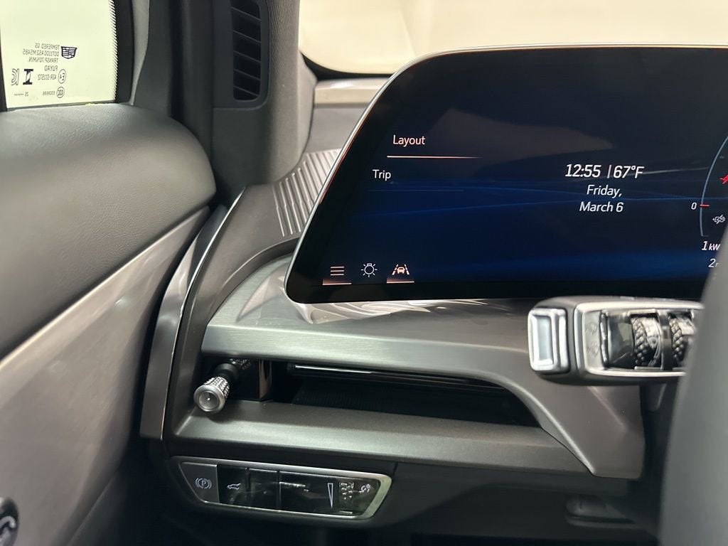 2026 Cadillac VISTIQ Sport