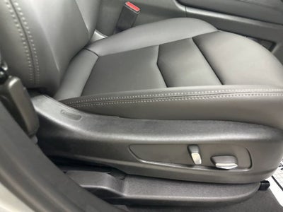 2025 Cadillac XT5 Luxury