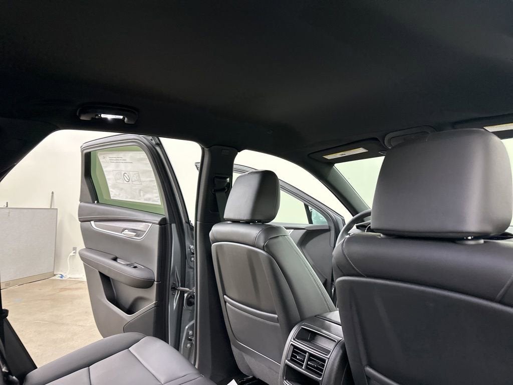 2025 Cadillac XT5 Luxury