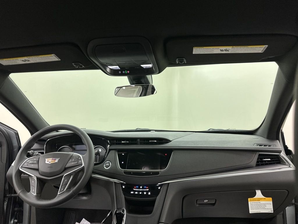 2025 Cadillac XT5 Luxury