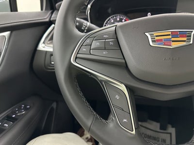 2025 Cadillac XT5 Luxury