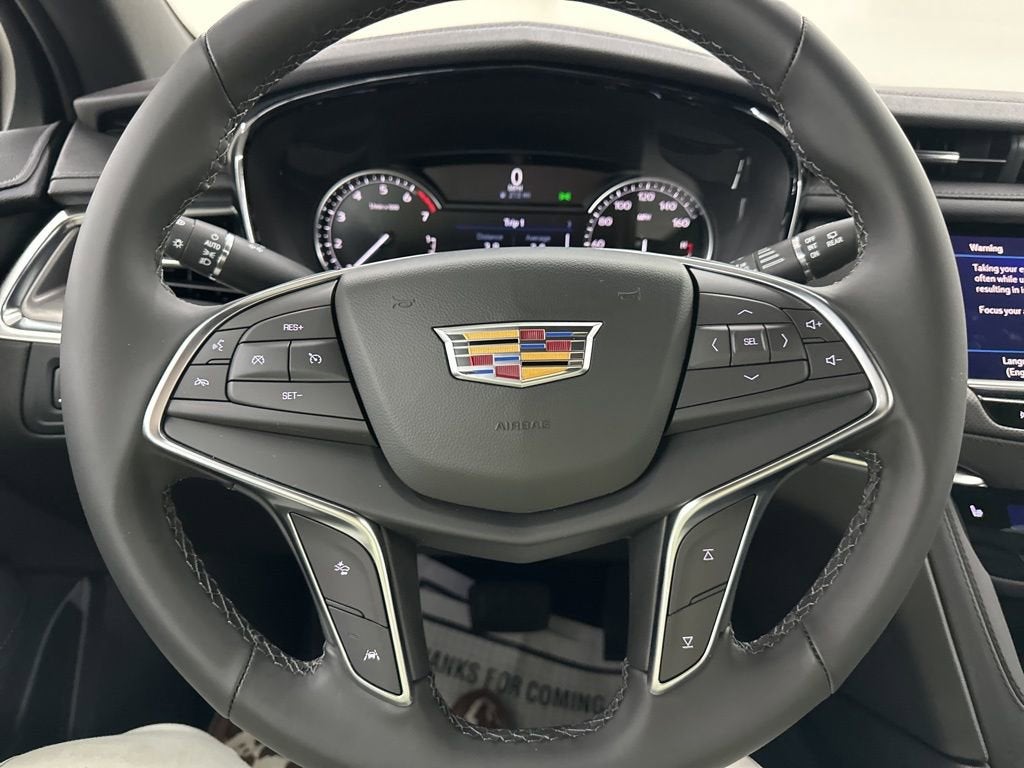 2025 Cadillac XT5 Luxury