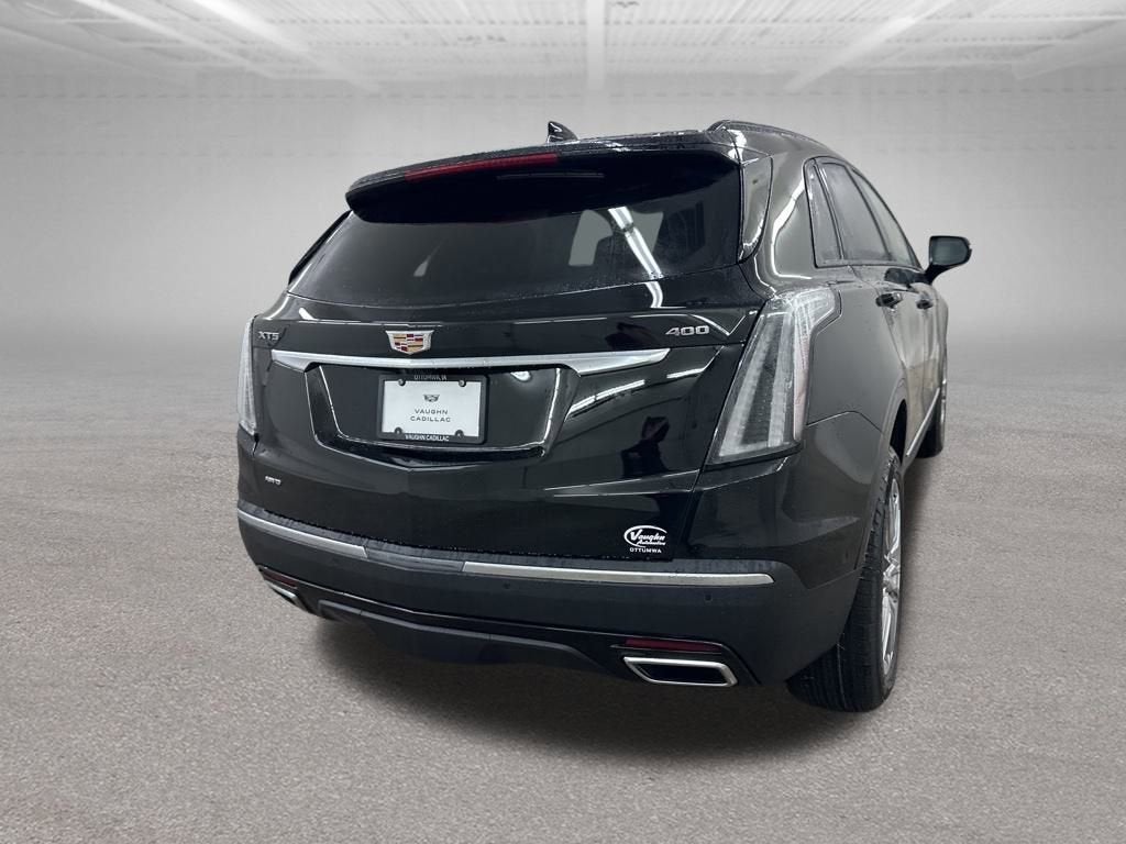 2026 Cadillac XT5 Sport