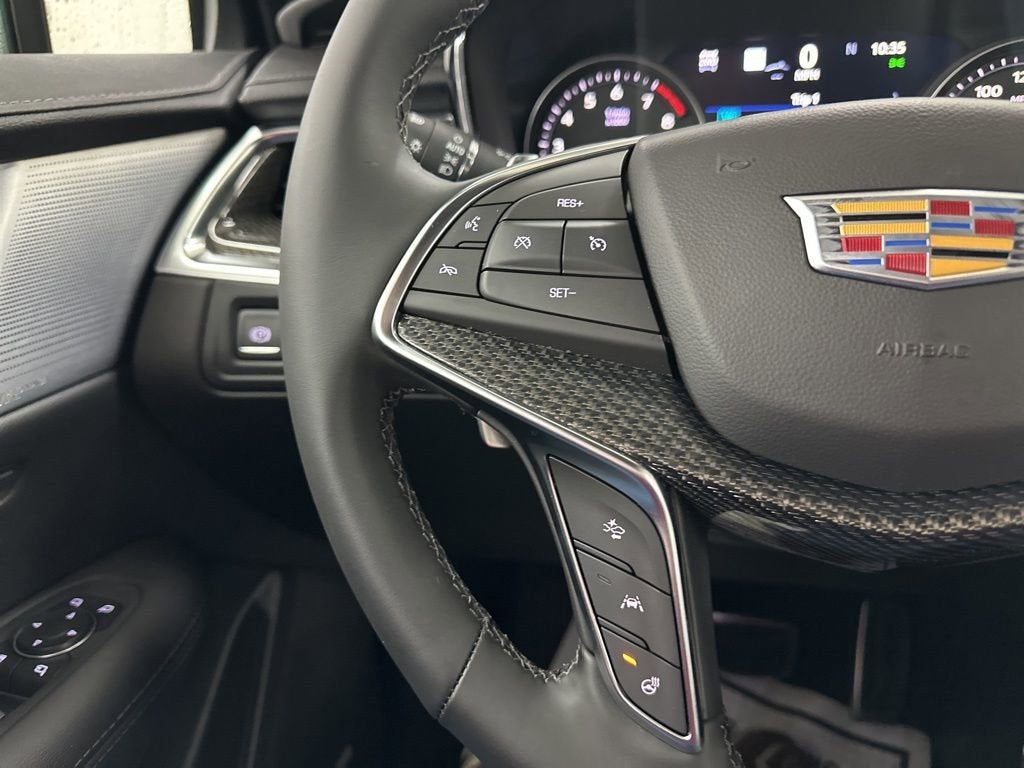 2026 Cadillac XT5 Sport