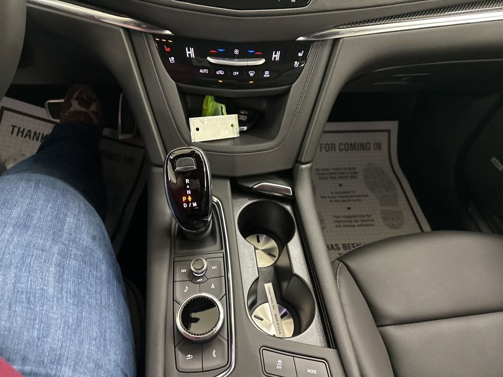 2026 Cadillac XT5 Sport