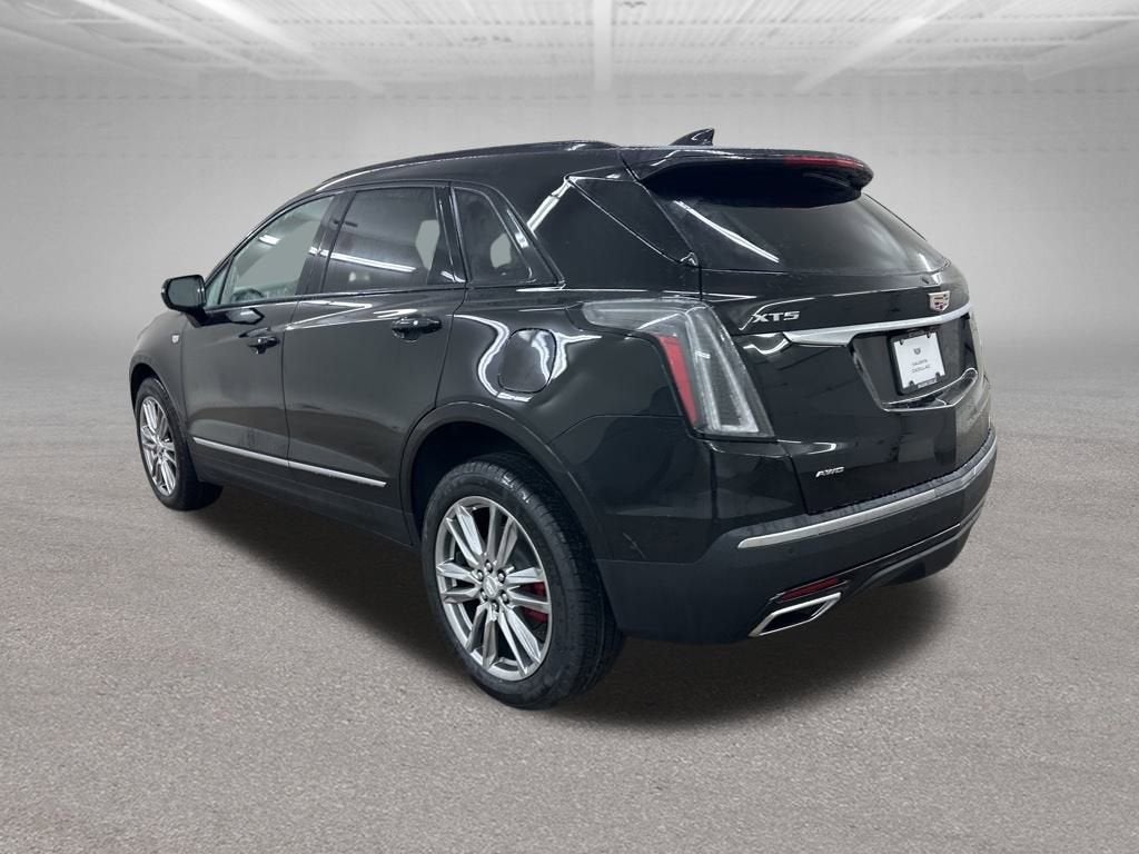 2026 Cadillac XT5 Sport