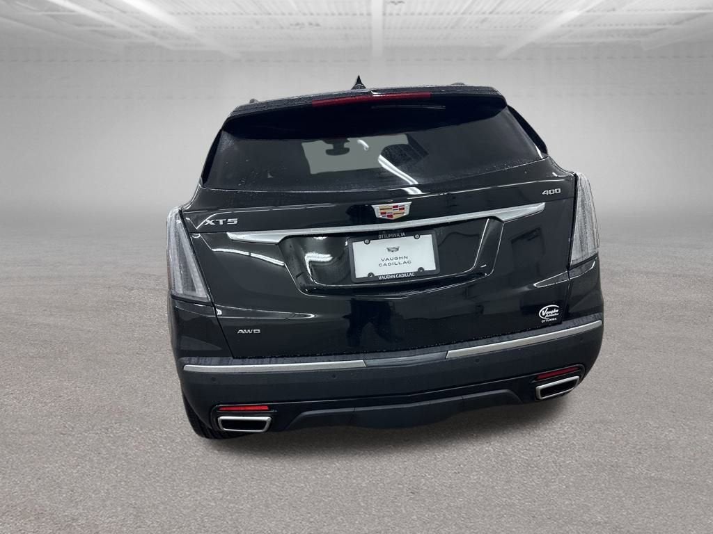 2026 Cadillac XT5 Sport
