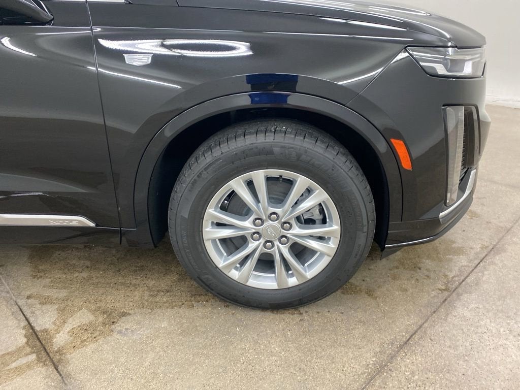 2025 Cadillac XT6 Luxury