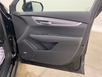 2025 Cadillac XT6 Luxury