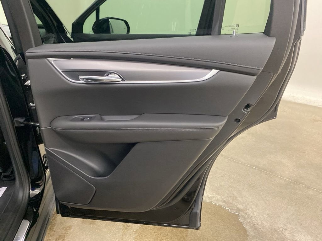 2025 Cadillac XT6 Luxury