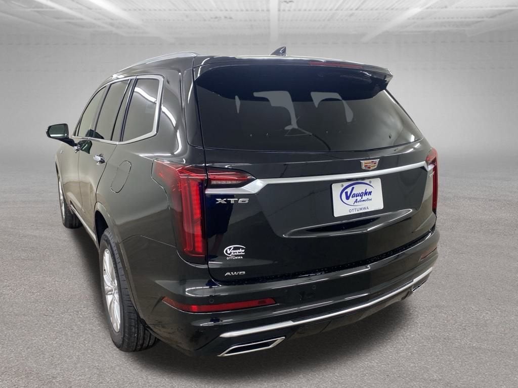 2025 Cadillac XT6 Luxury