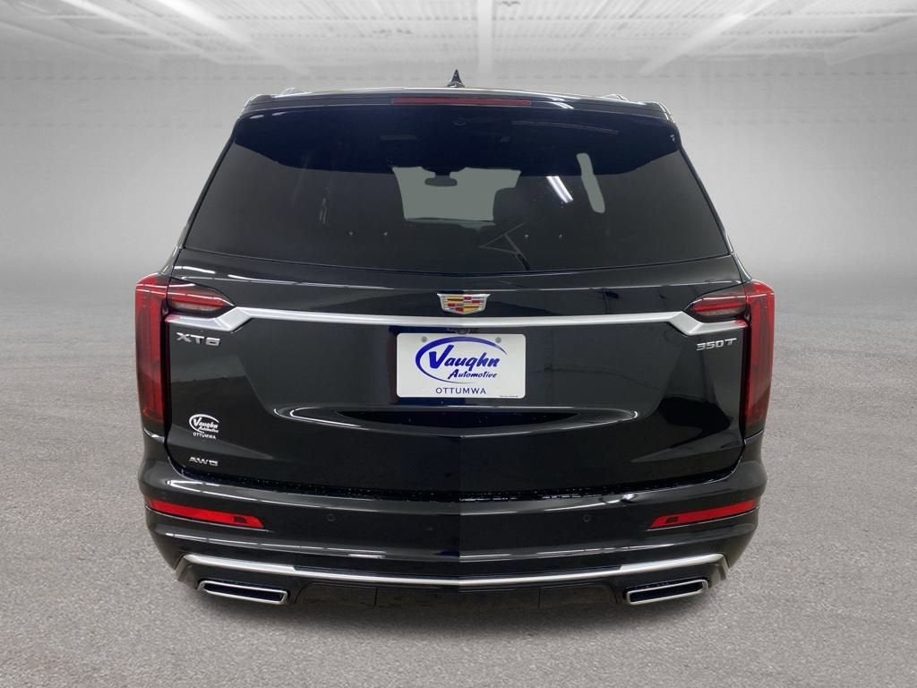 2025 Cadillac XT6 Luxury