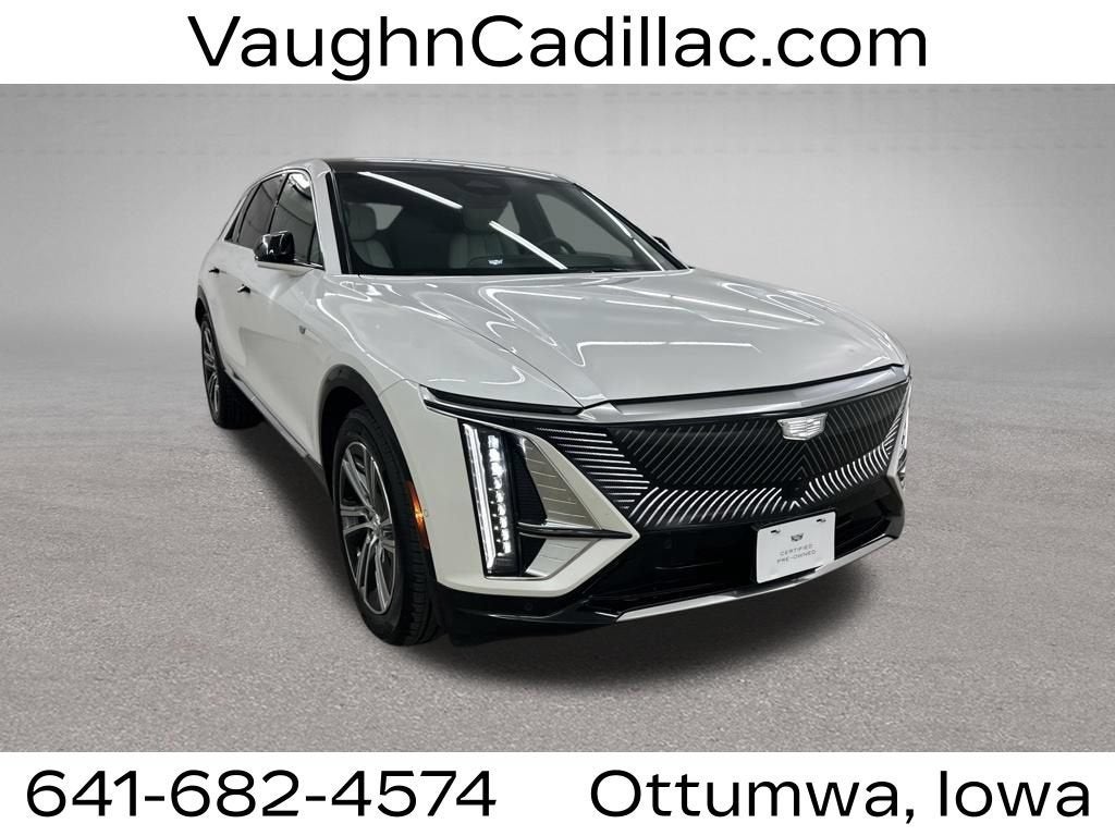 2024 Cadillac LYRIQ Luxury 1