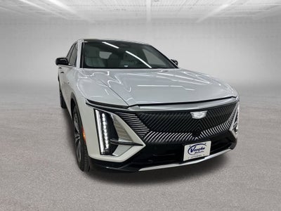 2025 Cadillac LYRIQ Luxury 2