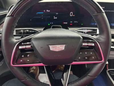 2025 Cadillac LYRIQ Luxury 2