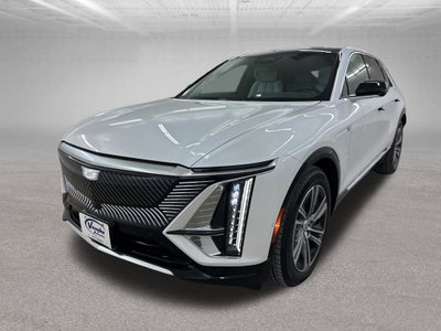 2025 Cadillac LYRIQ Luxury 2
