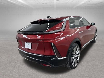 2024 Cadillac LYRIQ Luxury 3
