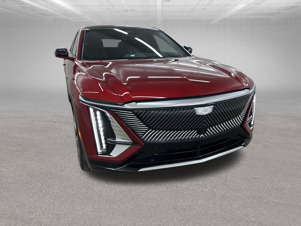 2024 Cadillac LYRIQ Luxury 3