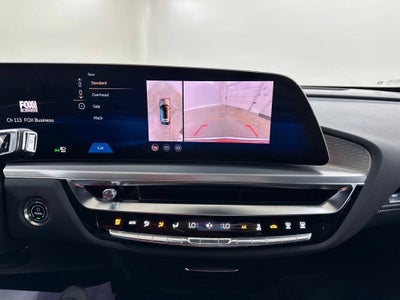 2025 Cadillac LYRIQ Luxury 3