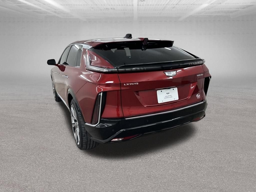 2025 Cadillac LYRIQ Luxury 3