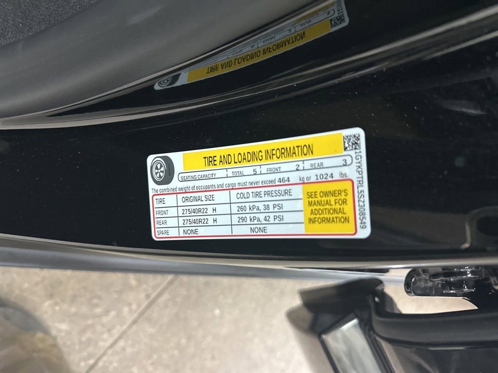 2025 Cadillac LYRIQ Luxury 3