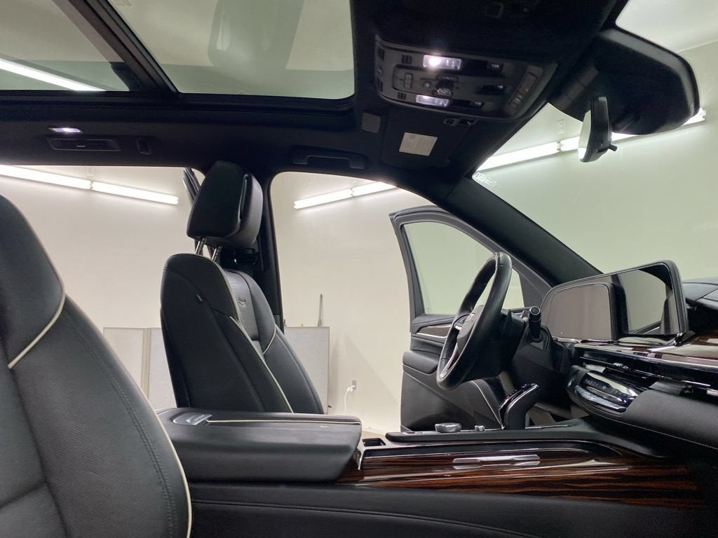 2023 Cadillac Escalade ESV Premium Luxury